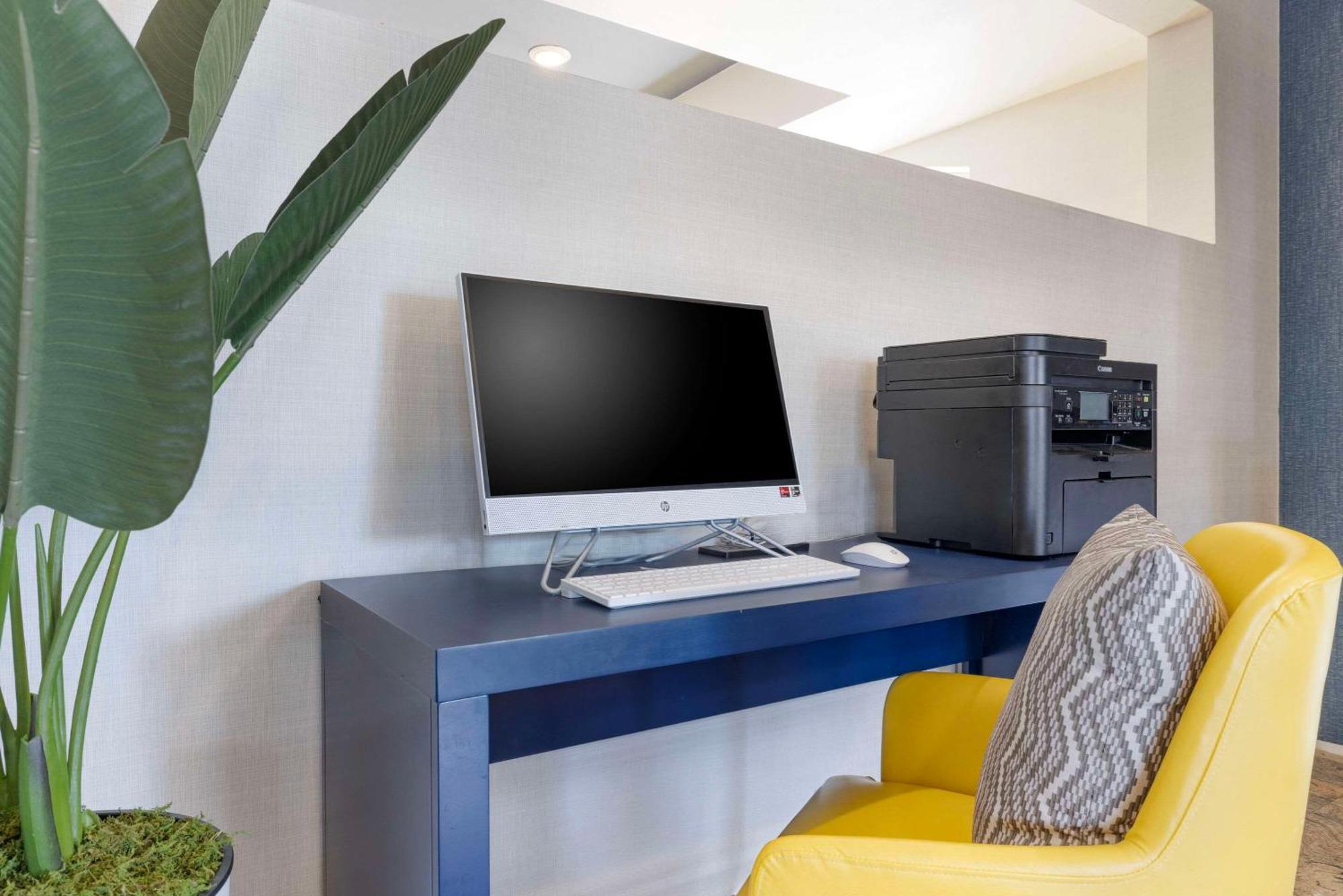 Comfort Suites Oceanside Camp Pendleton Area Екстериор снимка