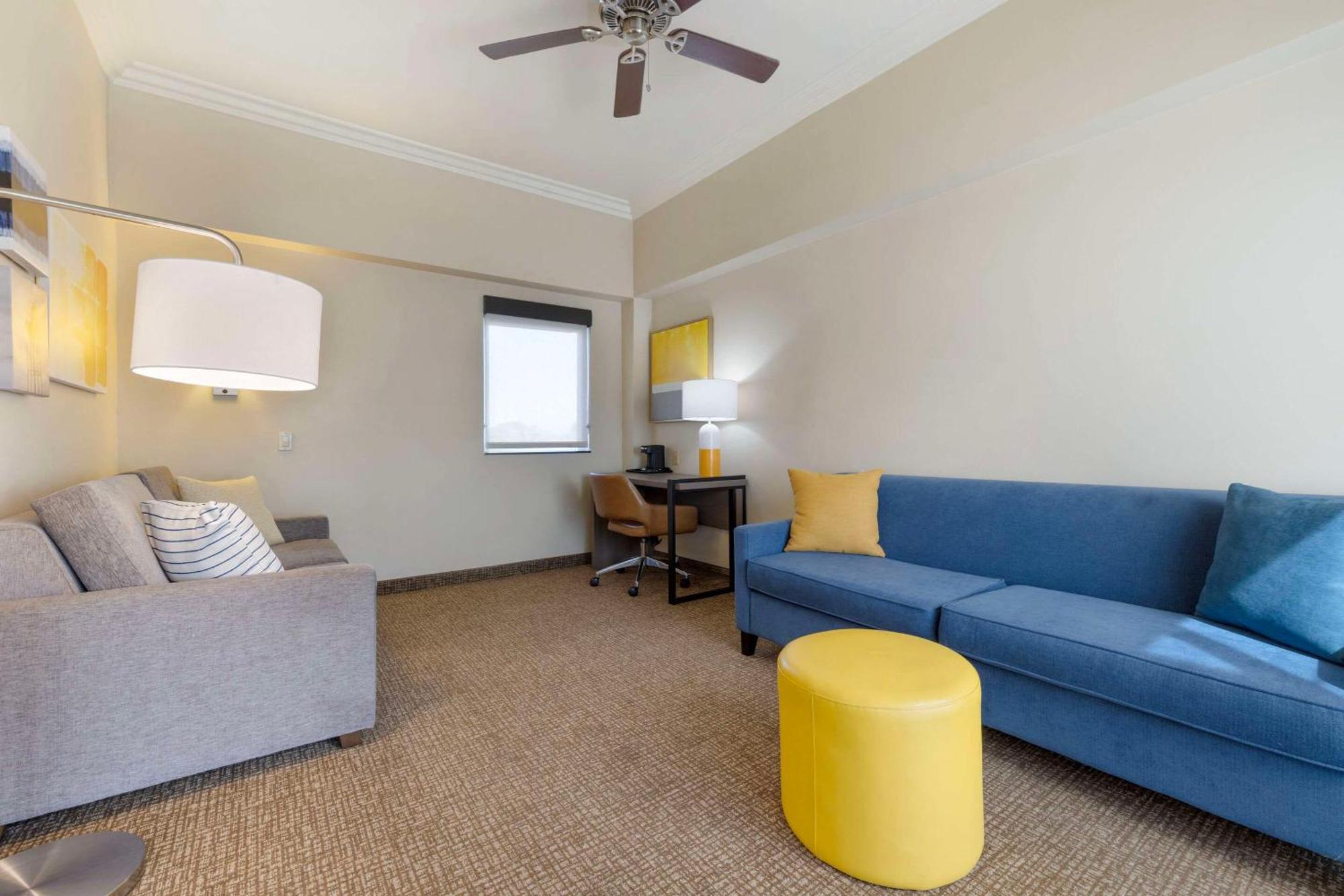 Comfort Suites Oceanside Camp Pendleton Area Екстериор снимка