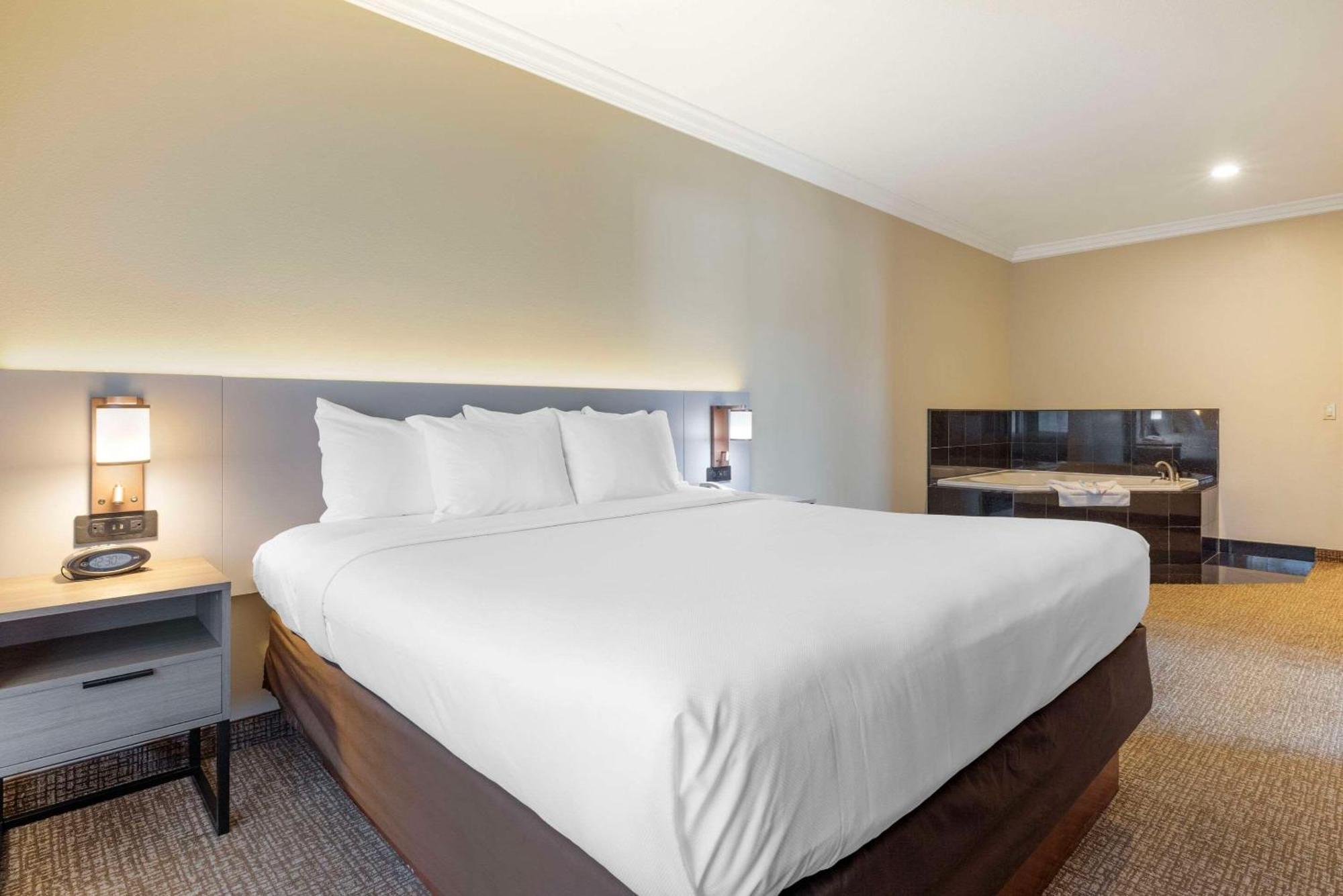 Comfort Suites Oceanside Camp Pendleton Area Екстериор снимка
