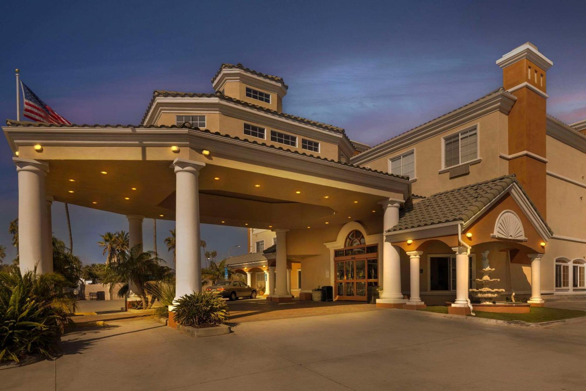 Comfort Suites Oceanside Camp Pendleton Area Екстериор снимка